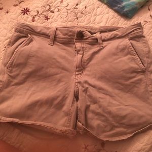 AEO khaki short!